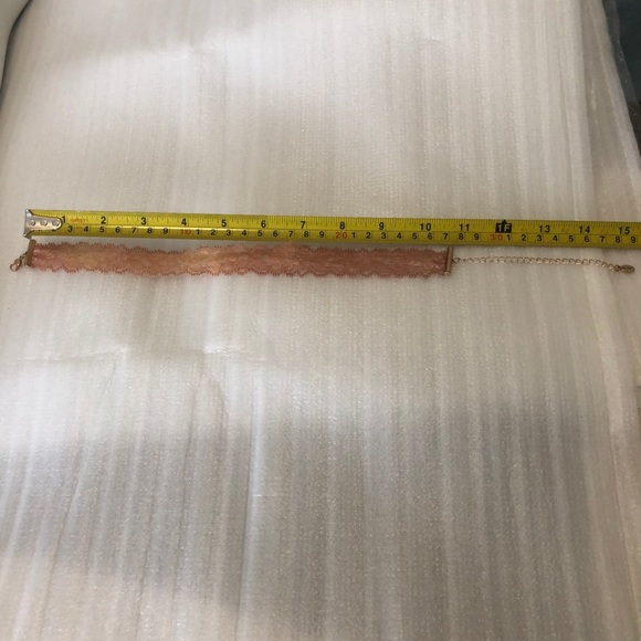 Lace choker from ALDO - Picture 4 of 4